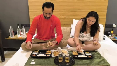 Step daughter seduced her step dad to fuck her pink pussy sucking big dick riding on monster cock