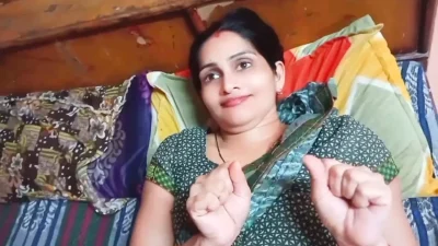 My cute stepsister invite me for fucking when she was alone her bedroom,janvi bhabhi sex video in hindi voice