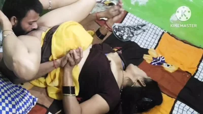 Bhabhi ko kichen me akela pakar kardi bhabhi ki mast chudai maza aa gaya