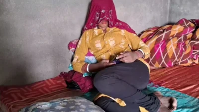 PUNJABI BOYFRIEND HARDCORE FUCK WITH FRIEND’S GRILFRIEND best Indian webseries hindi audio best Indian desi